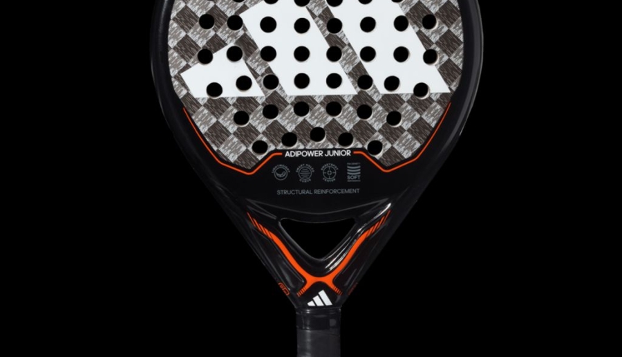 Adipower Junior 3.2: The racket to learn what it means to win